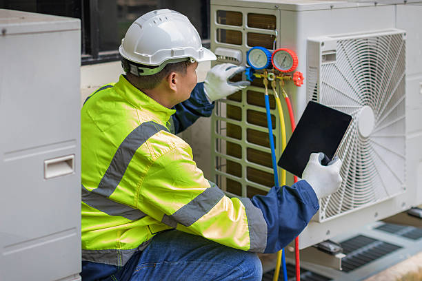Professional Heat Pump Repair technician working in Oakley, CA